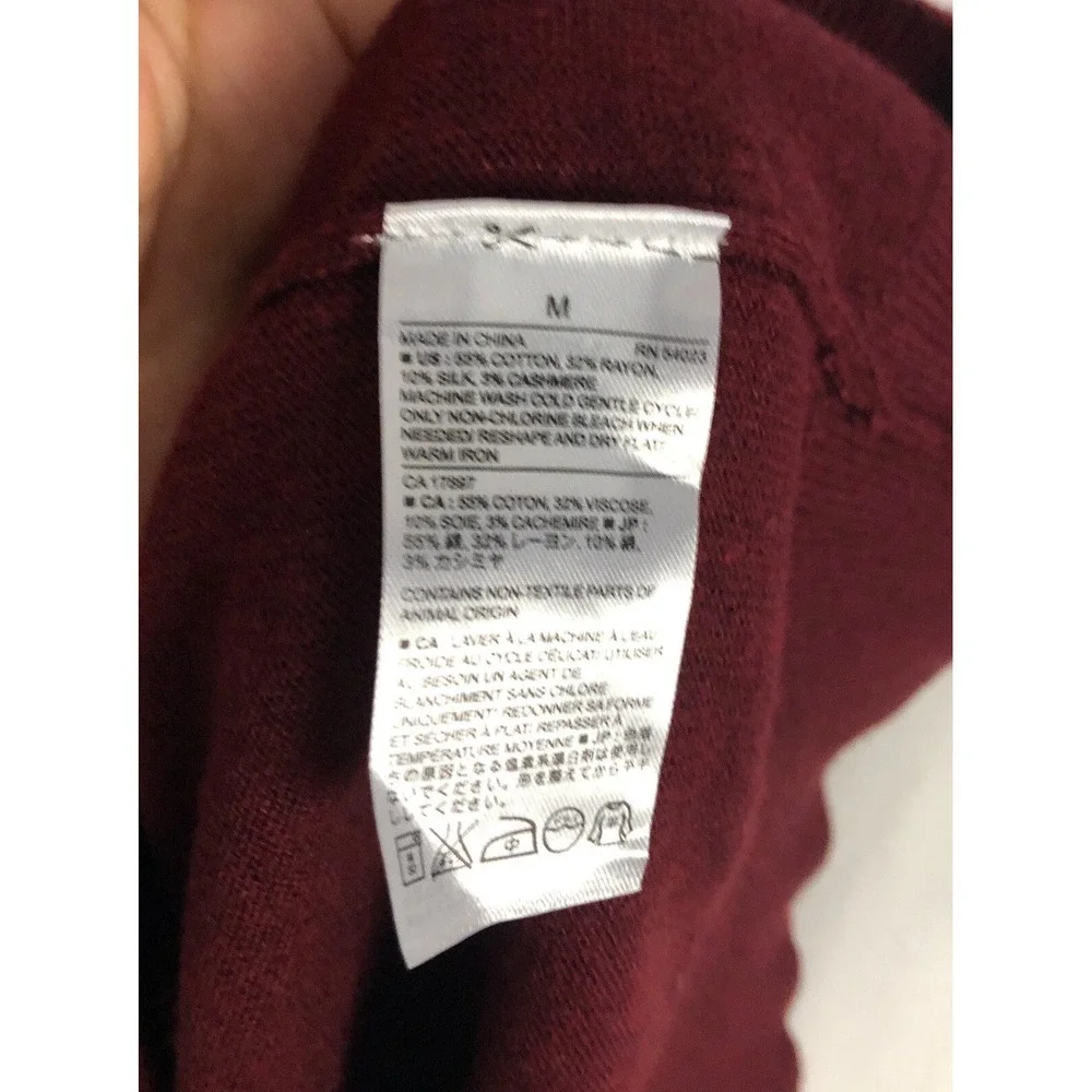 Banana Republic Premium Luxe Yarn Sweater Mens Size M‎ Knit Wine Color